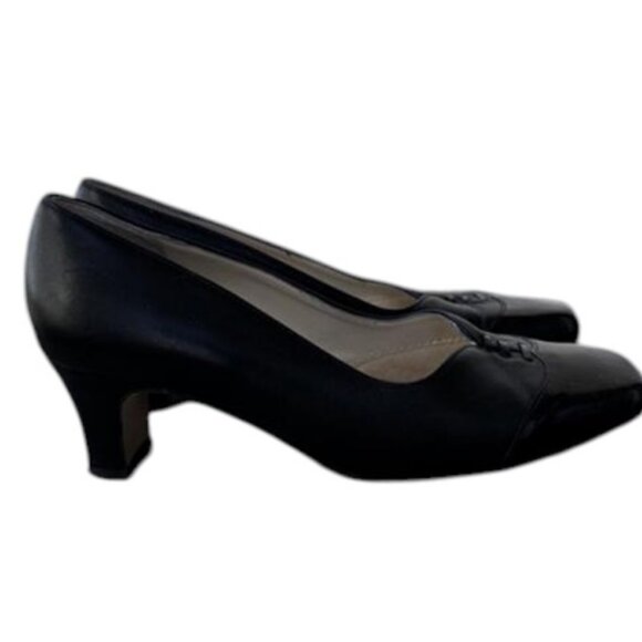 Equity black leather slip-on pumps shoes size 6.5 - Picture 2 of 5